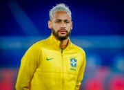 开云体育平台APP-关于里昂鏖战塞维利亚，内马尔高光表现的信息