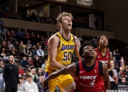 开云体育官方网站-关于国王绝地反击湖人，克莱完成帽子戏法的信息