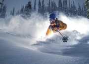 开云体育下载-绝境中的引擎轰鸣，周冠宇扛起索伯，红牛终局惊魂