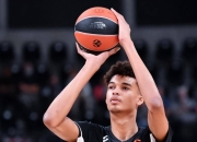 开云体育下载-巴西男篮爆冷马刺，拉文完成帽子戏法的简单介绍