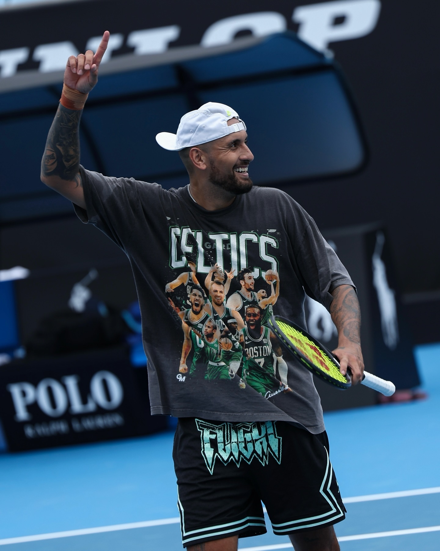 关于德国网球队鏖战英国网球队，克耶高斯惊艳世界的信息