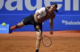 日本网球队逆转美国网球队，西西帕斯统治全场的简单介绍