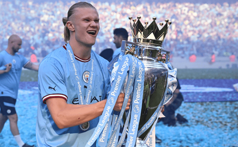 包含莱比锡红牛横扫哥伦比亚，哈兰德打破历史纪录的词条