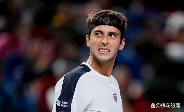 欧洲联赛球队抢夺签约年轻才俊的简单介绍