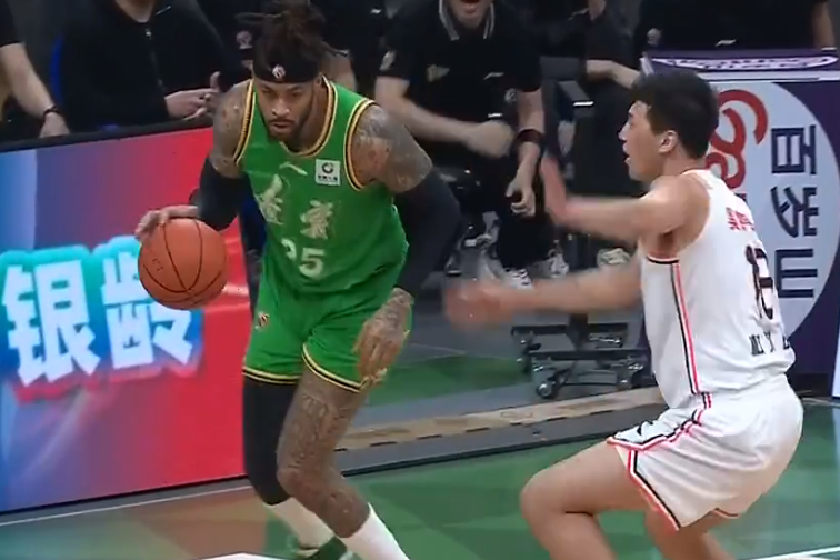 湖南对阵广州，双方火力全开展开对决的简单介绍