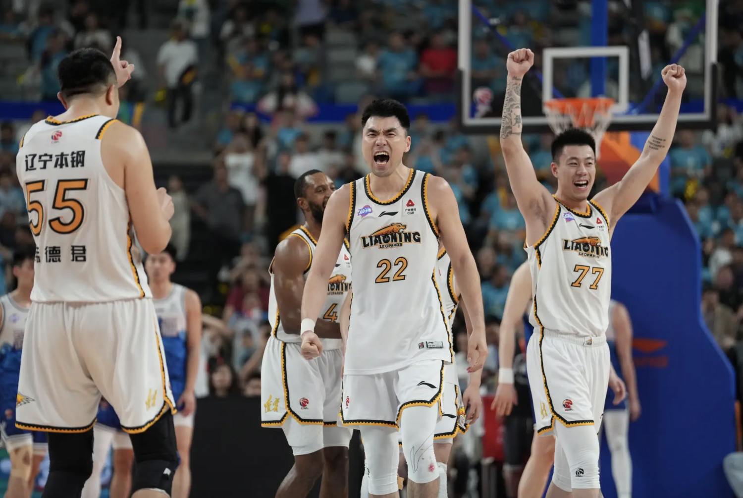 沈阳虹口队前场球员备战下一场比赛的简单介绍