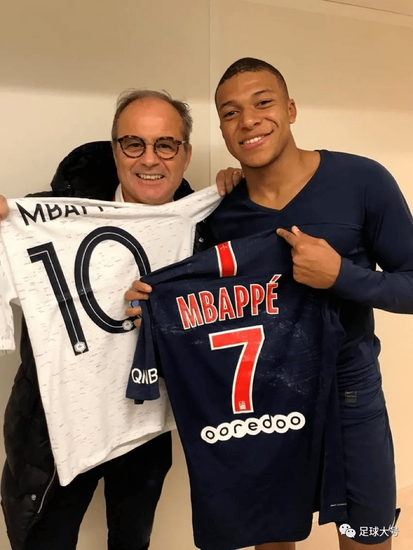 摩纳哥新星正与德甲接触洽谈的简单介绍