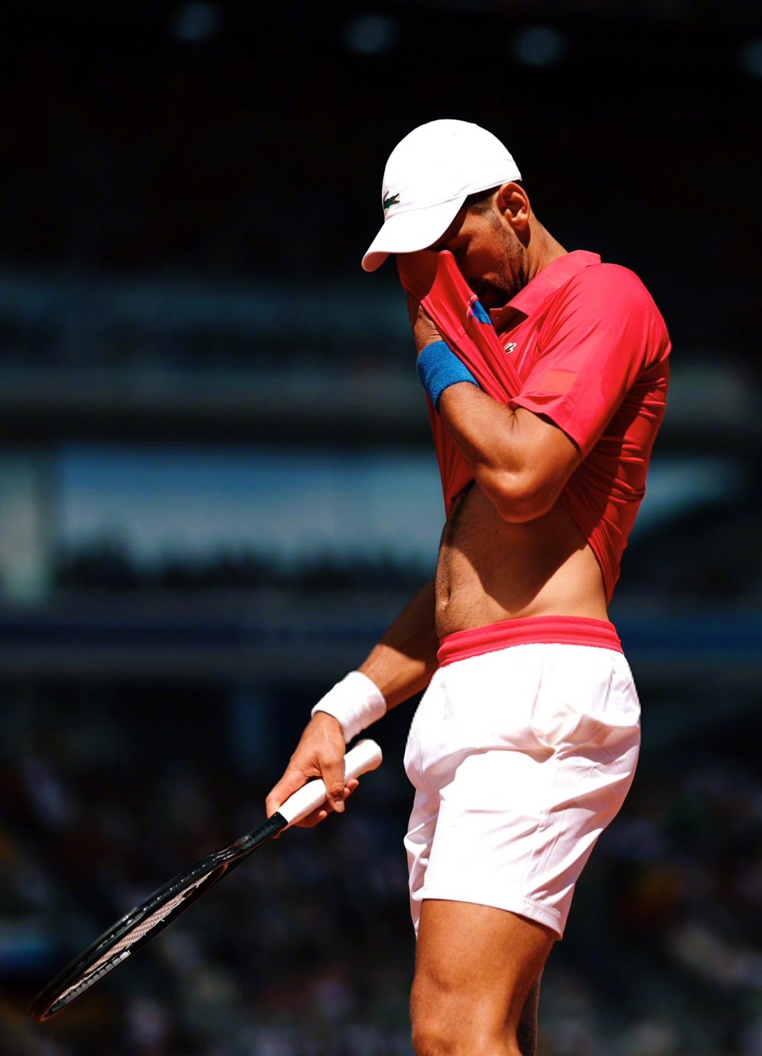 意大利网球队绝杀澳大利亚网球队，德约科维奇爆发神勇的简单介绍