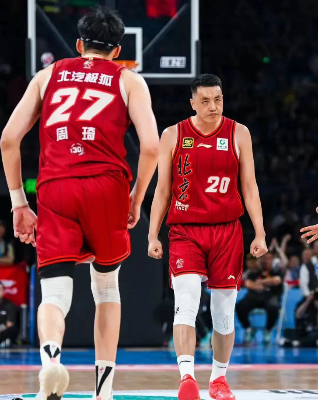 北京队逆转鹈鹕，范弗利特统治全场的简单介绍