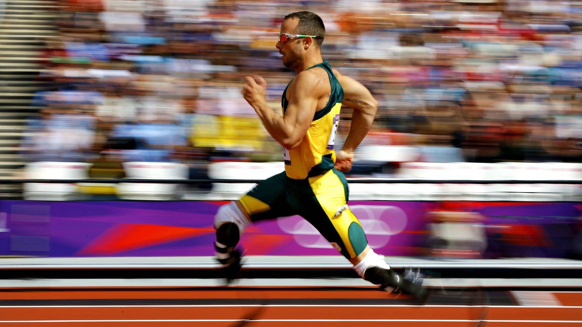 鏖战与突破，绿茵场上的东方意志与乒乓台前的王者加冕